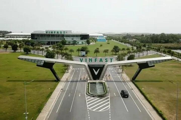 Hotspot Matrix và Pháo: “Nếu có thể khiến ai đó đồng cảm bằng chính tổn thương của mình,